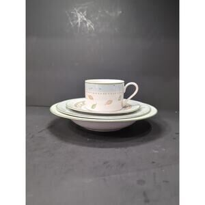 Johnson Brothers Stoneware, 3 Pc Place Setting,‎ Paper Leaves Collection, Dinner